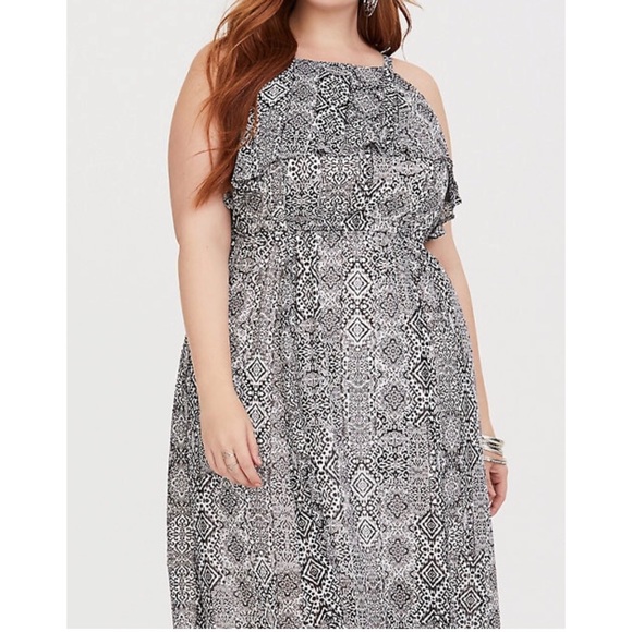 Torrid Maxi Ikot Chiffon Black White Dress 2 - Picture 3 of 7